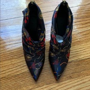 NWT ZARA SHOES SIZE 6